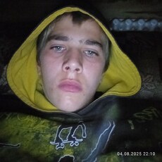 Фотография мужчины Саша, 18 лет из г. Нижний Новгород
