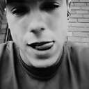 Стас, 22 года
