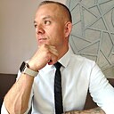 Максим, 42 года