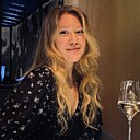 Полина, 25 лет