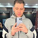Роман, 34 года