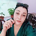 Нодира, 43 года