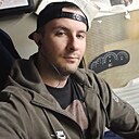 Артём, 32 года