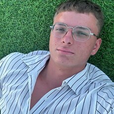 Фотография мужчины Женя, 19 лет из г. Пинск