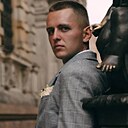 Максим, 24 года