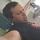 Илья, 33 года