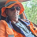 Юрий, 46 лет