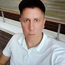 Илья, 33 года