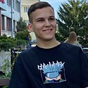 Артём, 22 года