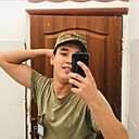 Омар, 19 лет