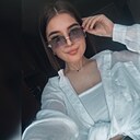 Милана, 22 года