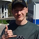 Максим, 20 лет