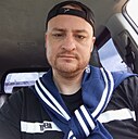 Михаил, 33 года