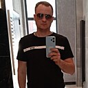 Михаил, 33 года