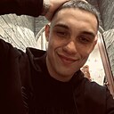 Максим, 27 лет