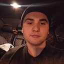Hикс, 25 лет