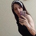Сисилия, 24 года