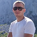 Мики, 33 года