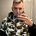 Артём, 22 года