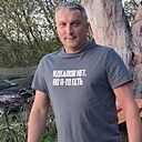 Нескромный, 40 лет