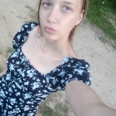 Фотография девушки Карина, 18 лет из г. Злынка