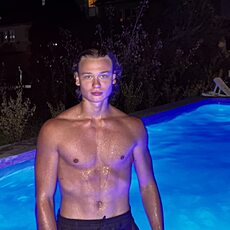 Фотография мужчины Марк, 20 лет из г. Новороссийск