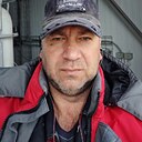 Сэр, 53 года