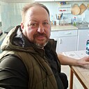 Şahin, 46 лет