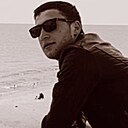 Макс, 33 года