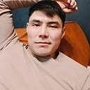 Роман, 33 года