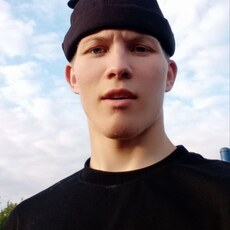 Фотография мужчины Вячеслав, 20 лет из г. Новый Уренгой