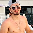 Роб, 25 лет