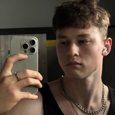 Фотография мужчины Илья, 20 лет из г. Воронеж