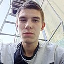 Денис, 22 года