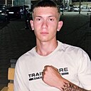 Максим, 19 лет