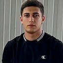 Макс, 22 года