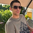 Максим, 33 года