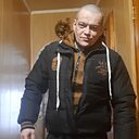 Leon, 44 года