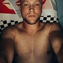Михаил, 33 года