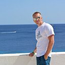 Nic, 42 года