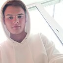 Максим, 22 года