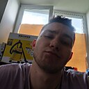 Артем, 22 года