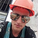 Денис, 22 года