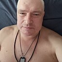 Саша, 42 года