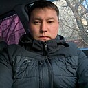Ури, 32 года