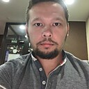 Илья, 33 года
