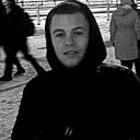 Максим, 24 года