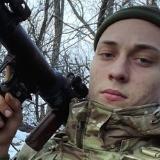 Фотография мужчины Артем, 21 год из г. Николаев