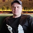 Макс, 32 года