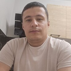 Фотография мужчины Рустам, 32 года из г. Екатеринбург